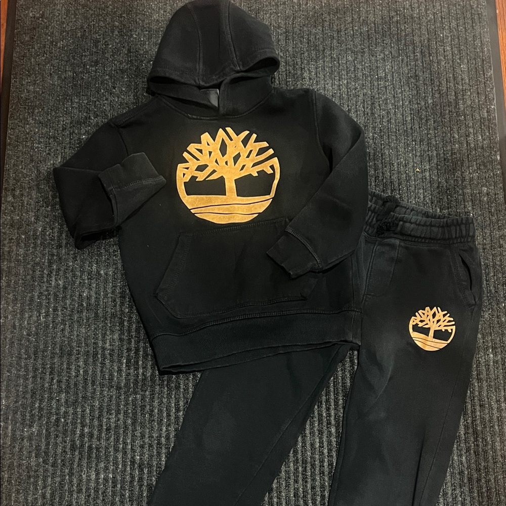 Timberland Kids Black Sweatsuit / Jogger Set size S